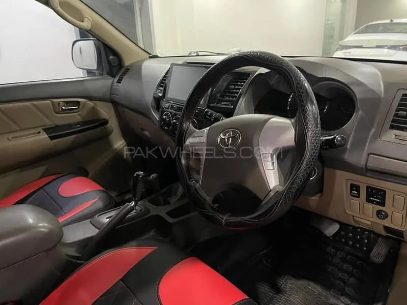 Toyota Fortuner 2013 for Sale in Gujranwala Image-1
