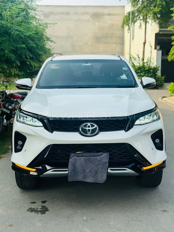 Toyota Fortuner 2022 for Sale in Sahiwal Image-1