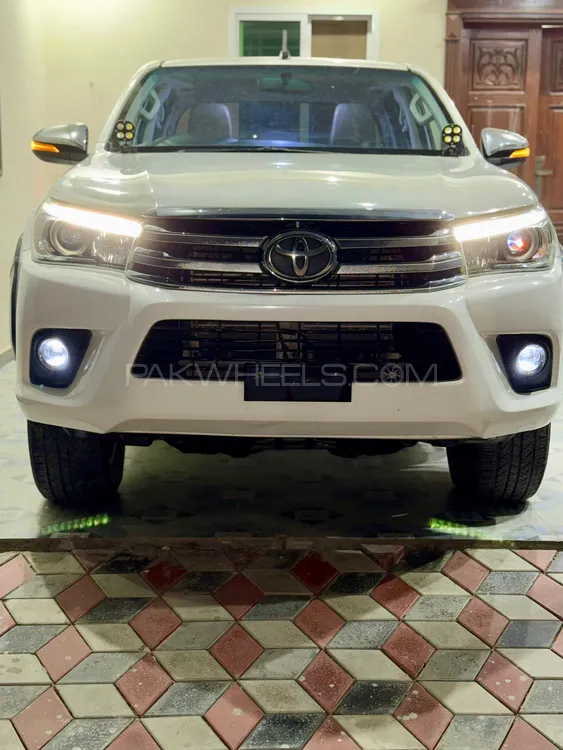 Toyota Hilux 2018 for Sale in Bahawalpur Image-1