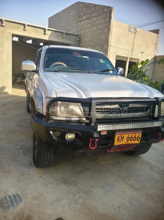 Toyota Hilux 2003 for Sale in Karachi Image-1