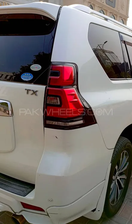 Toyota Prado 2011 for Sale in Lahore Toyota Prado 2011 for Sale in Lahore Image-9