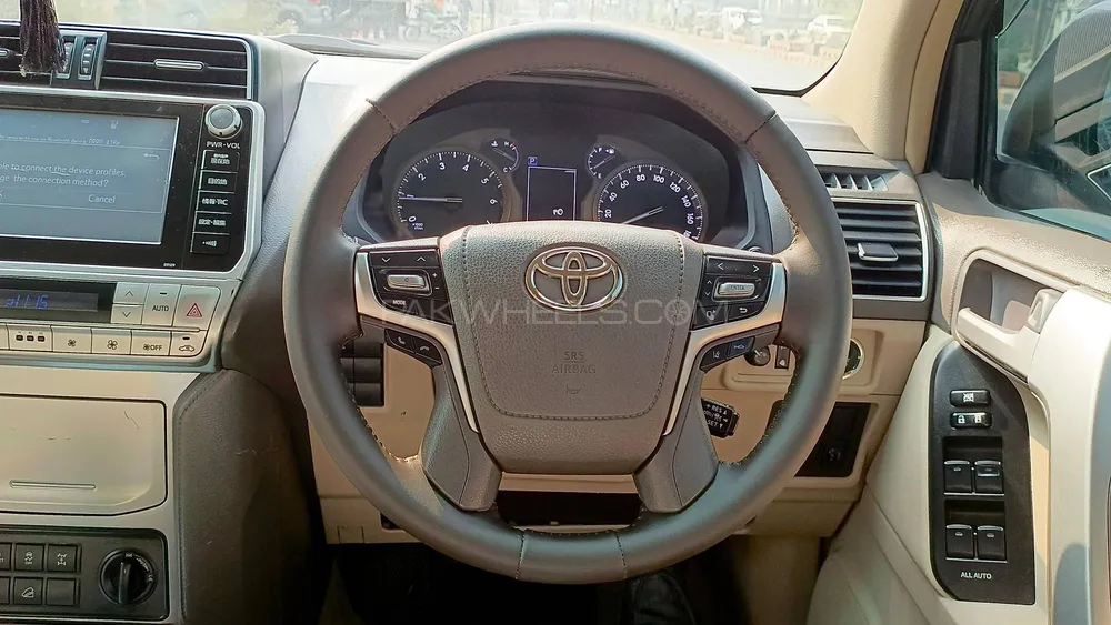 Toyota Prado 2011 for Sale in Lahore Toyota Prado 2011 for Sale in Lahore Image-16
