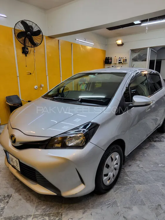 Toyota Vitz 2014 for Sale in Islamabad Image-1