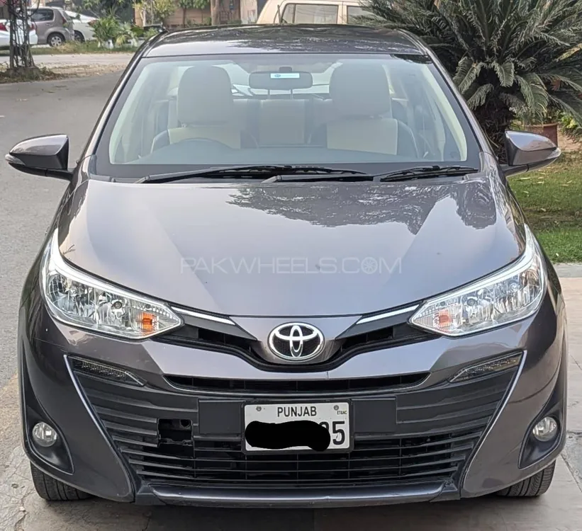 ٹویوٹا یارس سیڈان 2020 for Sale in لاہور Image-1