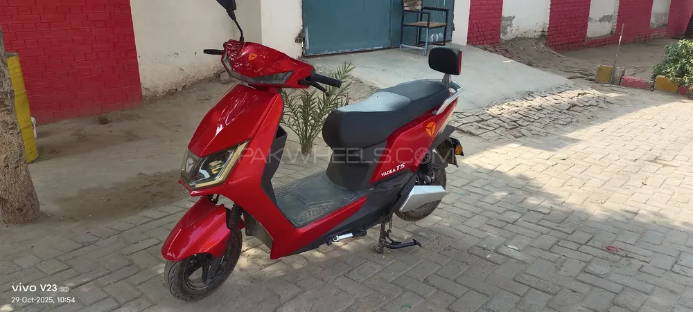 Yadea T5 2025 for Sale Image-1