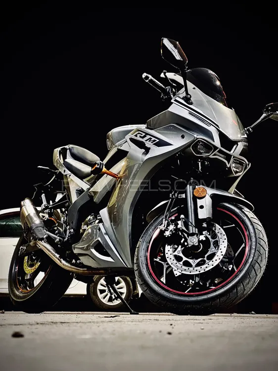 Yamaha YZF-R1 2025 for Sale Image-1