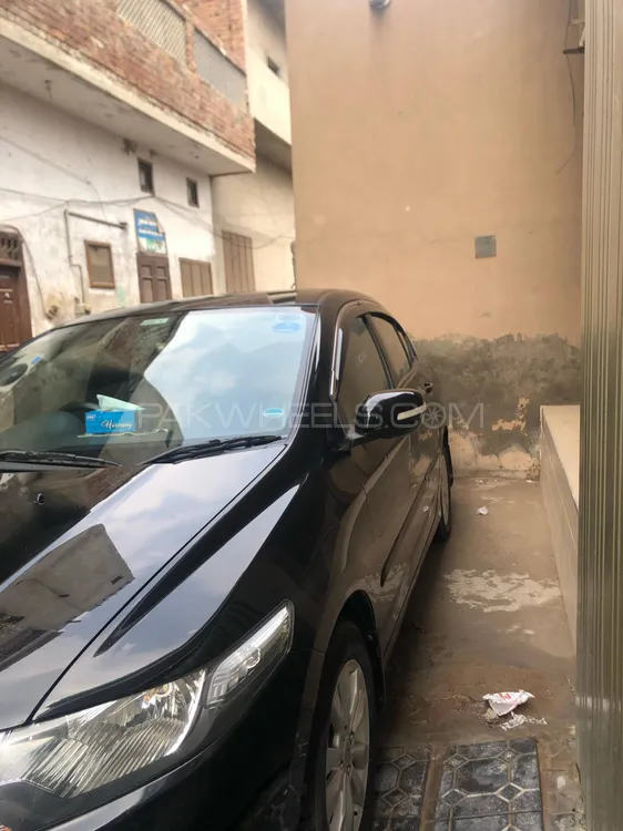 Honda City 2017 for Sale in Faisalabad Image-1