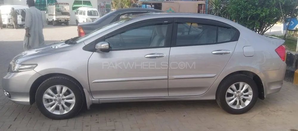 Honda City 2017 for Sale in Hyderabad Image-1