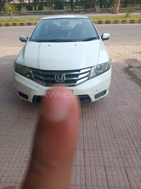 Honda City 2015 for Sale in Okara Image-1