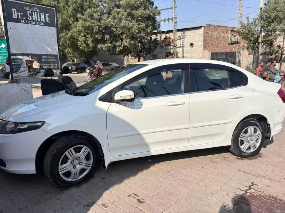 Honda City 2018 for Sale in Faisalabad Image-1