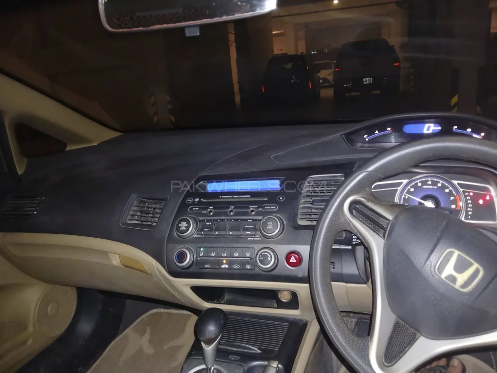 Honda Civic 2010 for Sale in Karachi Image-1