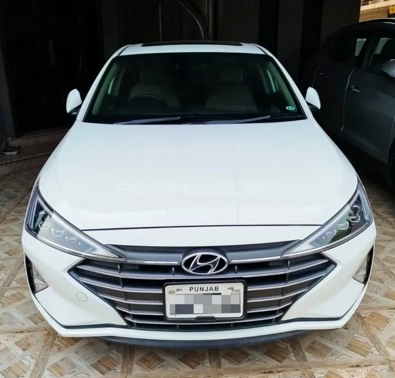 Hyundai Elantra 2024 for Sale in Lahore Image-1