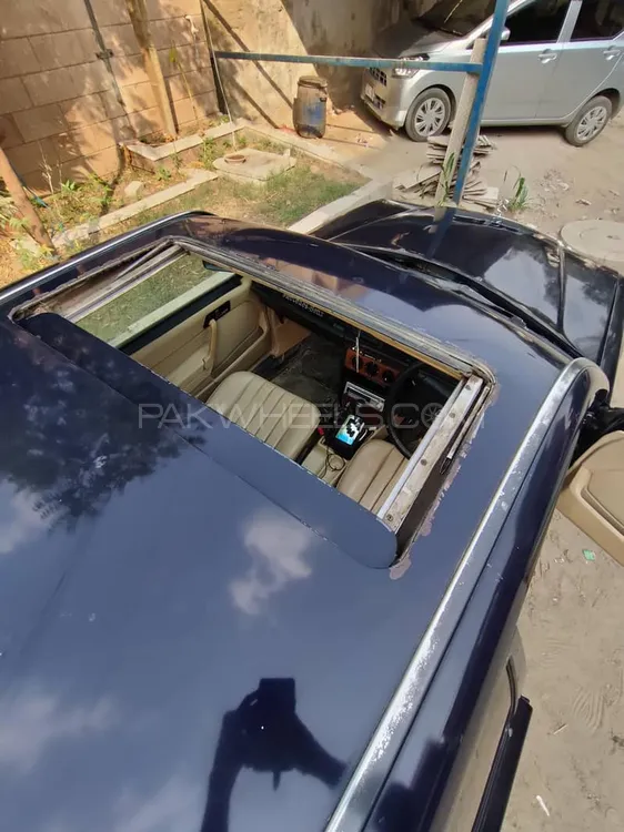 Mercedes Benz C Class 1986 for Sale in Karachi Image-1