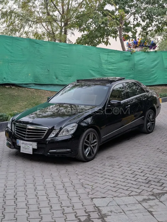 Mercedes Benz E Class 2012 for Sale in Islamabad Image-1