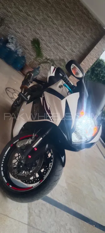 Suzuki GSX-R600 2012 for Sale Image-1