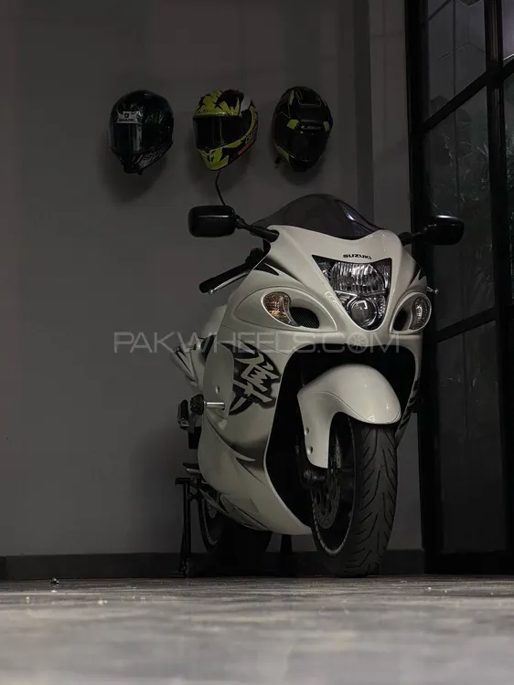 Suzuki Hayabusa 2011 for Sale Image-1