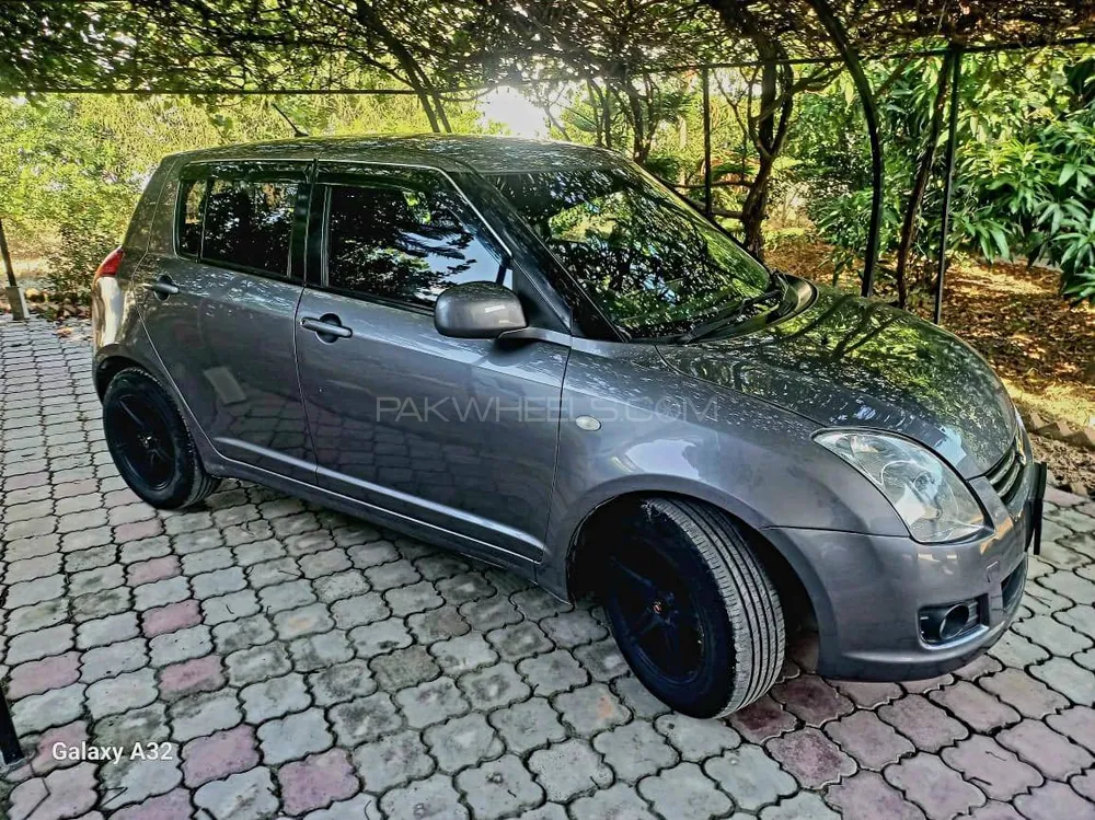 Suzuki Swift 2014 for Sale in Attock Image-1