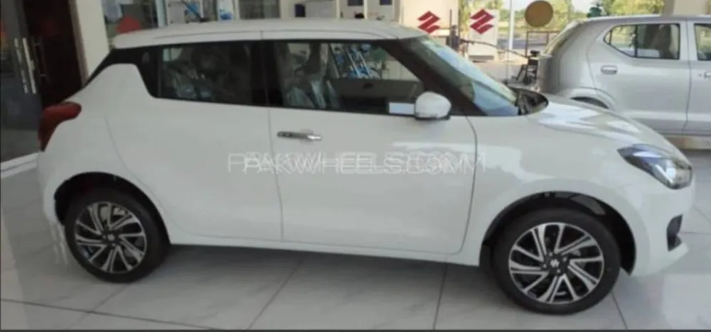 Suzuki Swift 2025 for Sale in Rahim Yar Khan Image-1