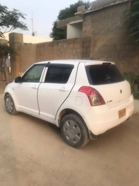 Suzuki Swift 2008 for Sale in Karachi Image-1