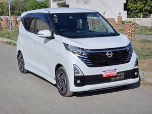 Fresh Import 2025
No.1 Japan Quality
HIGHWAY STAR X EDITION 
2024 Model
Shiny White Colour
Very Low Mileage: 400 KM
LEATHER WRAPPED STEERING 
14 INCHES NEW DESIGN ALLOY WHEELS 
Heating Seats 
Push Start Engine / Intelligent Key
Auto Ac Touch Panel
LED  Head Lump
Super UV Cut Doors Glass
Intelligent Around View Monitor
Camera On Room Mirror
Genuine Verifiable Auction Sheet
Auction Grade and Auction Sheet Attach For Satisfaction And Online Verification
Alloy Wheels
Nissan Genuine 9 Inch Navigation System
Nissan Genuine Back Camera
Remote Door Mirror
Abs Braking System
Traction Control
Hid Headlights
Retractable Side Mirrors With Indicators
Winker Mirror
Digital Climate Control Air Conditioning System
6 Air Bags 
All Power Windows
Multimedia Steering
Engine In Clean & Good Condition
Clean Interior & Exterior
Power Steering
High Quality Luxury Hatchback
Brand New Tyres