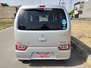 Fresh Import 2025
HYBRID FX EDITION
4 Auction Grade and Auction Sheet Attached For Satisfaction And Verification
2022 Model
Shiny Silver Colour
Cruise Control
Safety Sense
No.1 Japan Quality
SD Navigation
Back Camera
Auto AC Push Panel
Halogen Head Lump
Abs Braking System
Genuine Verifiable Auction Sheet
Retractable Side Mirrors With Indicators
All Power Windows
Runs & Drives Great
Engine In Clean & Good Condition
Clean Interior & Exterior
Drive Type: FF
Eco Idle Technology
Sofa Seats
Heated Seats
Power Steering
Power Windows
Power Side Mirrors
Glass With Ultra-violet Filter (UV Cut)
Digital Climate Control Air Conditioner & Heater
Steering: Power Assist Equipped Rack & Pinion
Suspension: Mcpherson Strut Type Coil Spring
Drivers Airbag
Passenger Airbag
Rear Wiper
Good Fuel Economy
Dual SRS Air Bag
High Quality Luxury Hatchback
Brand New Tyres
Anti-lock Brakes
Remote Keyless Entry