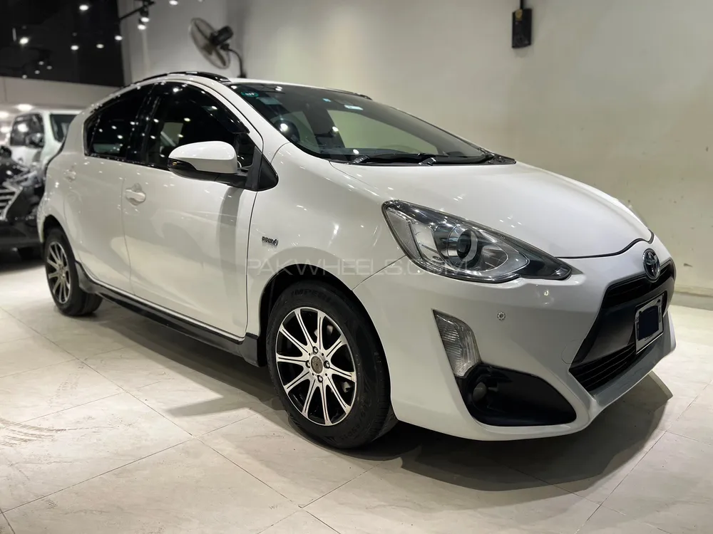 ٹویوٹا اکوا 2016 for Sale in کراچی Image-1