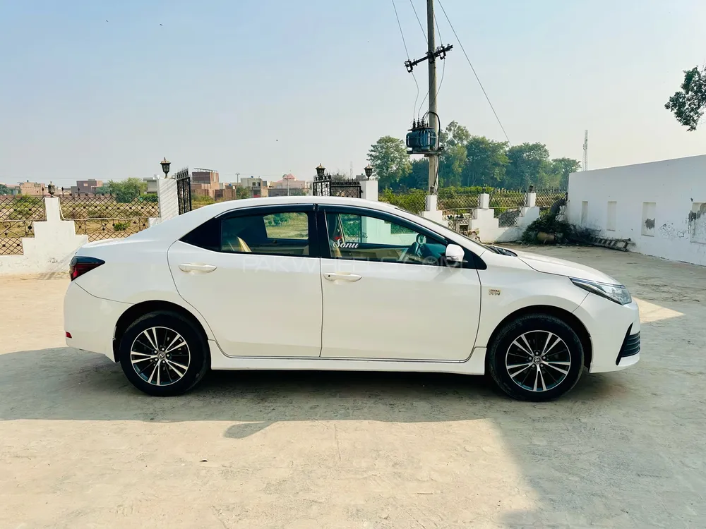 Toyota Corolla 2020 for Sale in Jaranwala Image-1