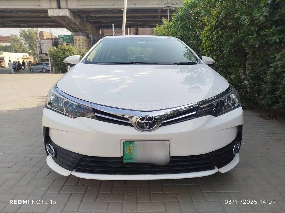 Toyota Corolla 2017 for Sale in Multan Image-1