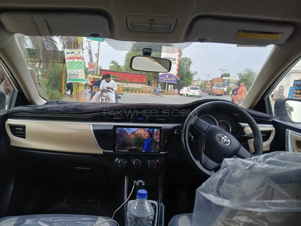Toyota Corolla 2014 for Sale in Bhera Image-1