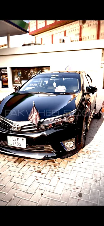 Toyota Corolla 2017 for Sale in Sialkot Image-1