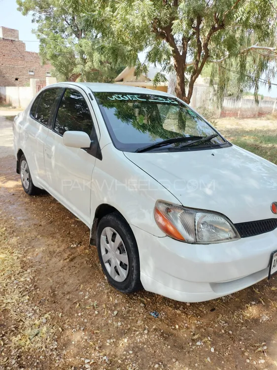 Toyota Platz 2003 for Sale in Hyderabad Image-1