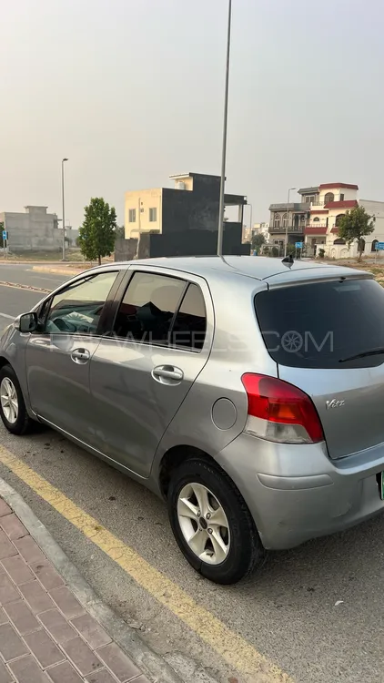Toyota Vitz 2009 for Sale in Islamabad Image-1