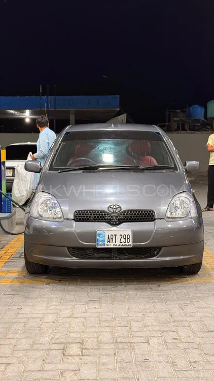 Toyota Vitz 2001 for Sale in Abbottabad Image-1