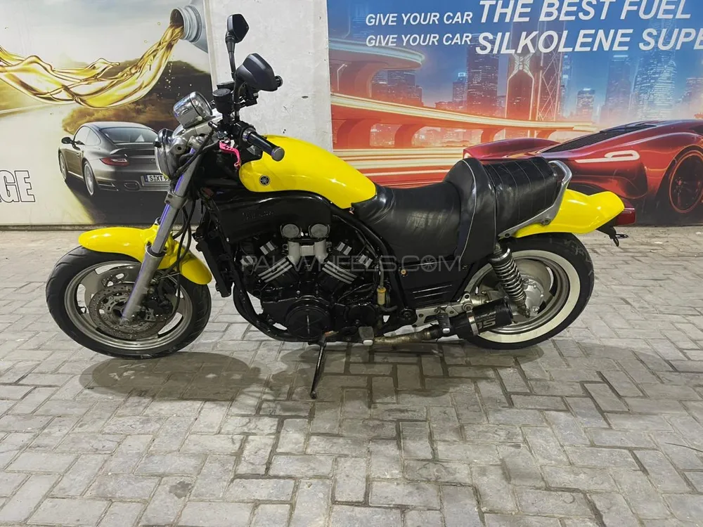 Yamaha V Max 2005 for Sale Image-1