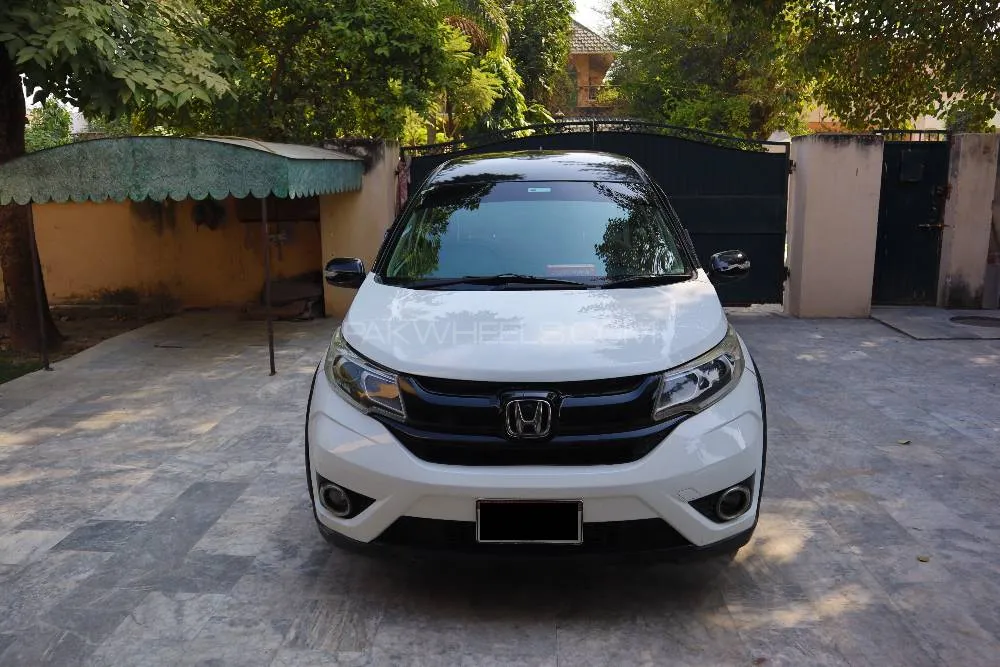 Honda BR-V 2017 for Sale in Lahore Image-1