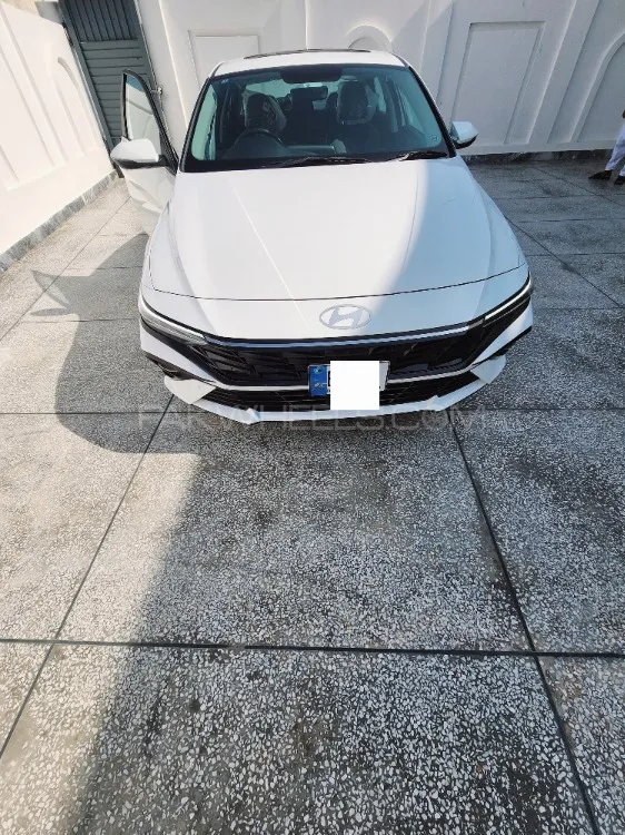 Hyundai Elantra 2025 for Sale in Mandi bahauddin Image-1