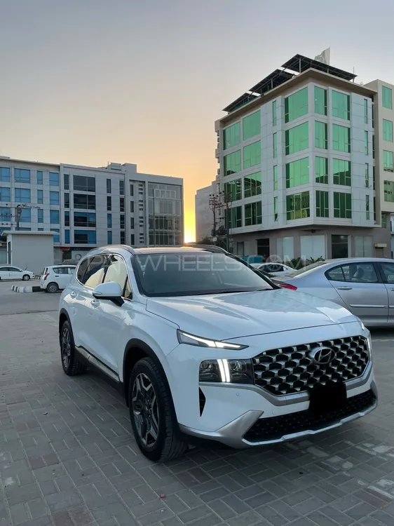 Hyundai Santa Fe 2024 for Sale in Karachi Image-1