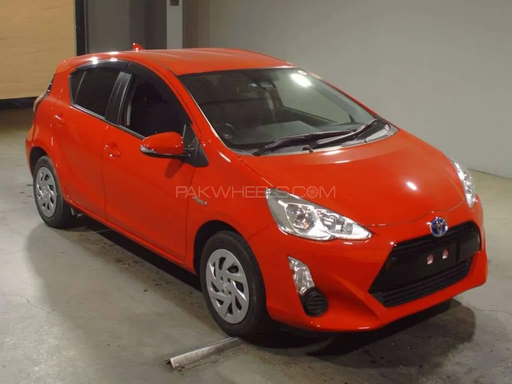 Toyota Aqua 2016 for Sale in Sargodha Image-1