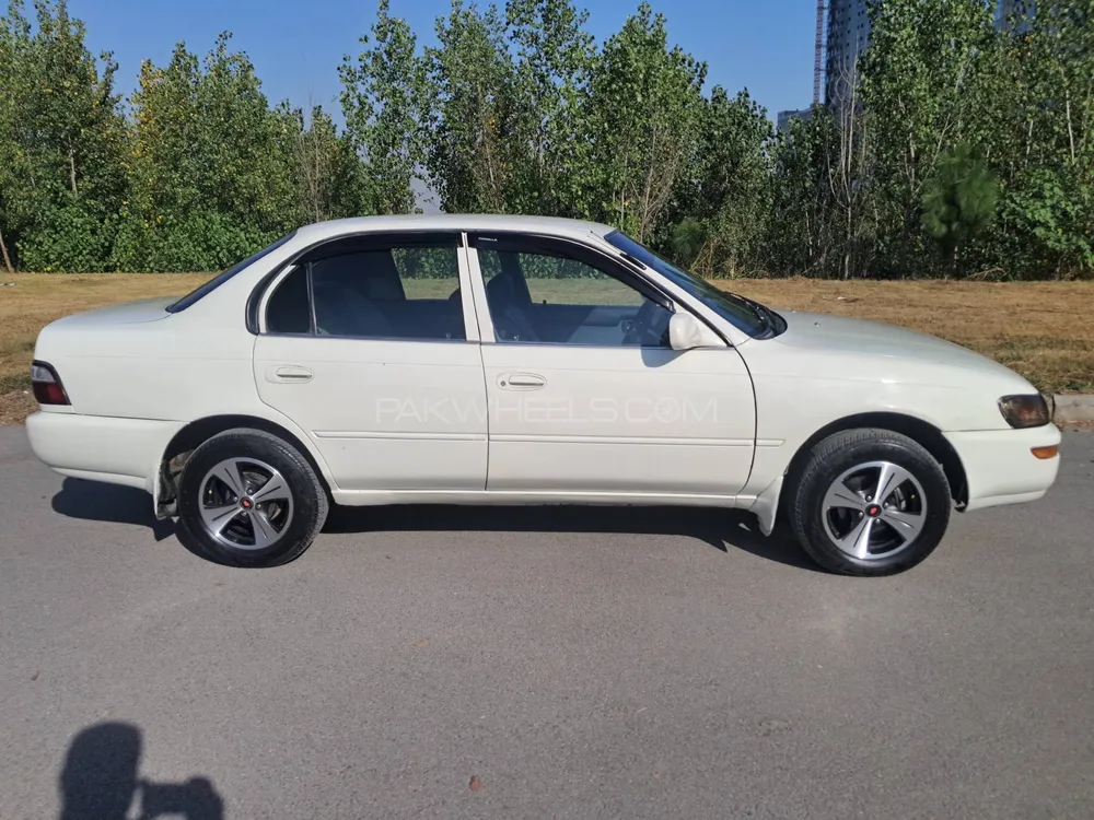 Toyota Corolla 2002 for Sale in Islamabad Image-1