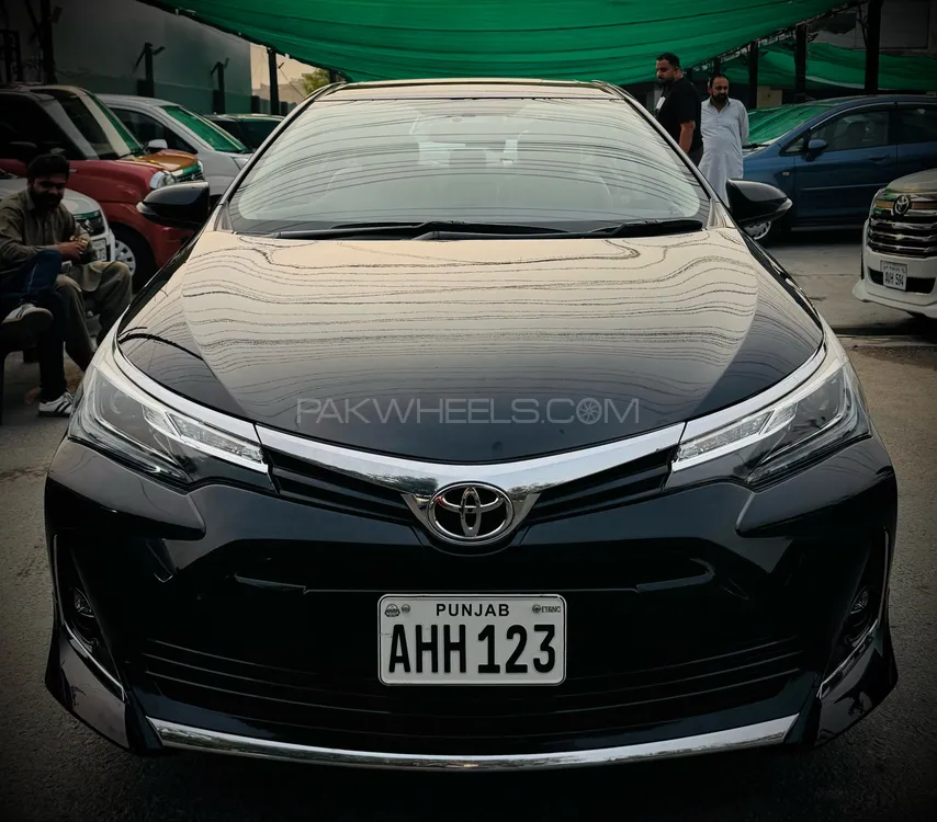Toyota Corolla 2021 for Sale in Lahore Image-1