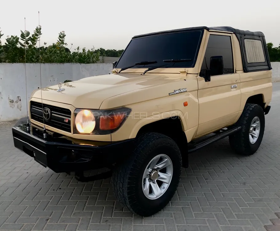 Toyota Land Cruiser 1987 for Sale in Karachi Image-1
