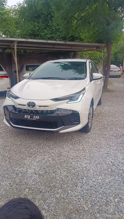 Toyota Yaris Sedan 2024 for Sale in Peshawar Image-1