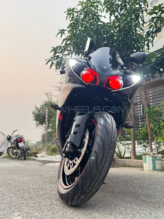Yamaha YZF-R1 2012 for Sale Image-1