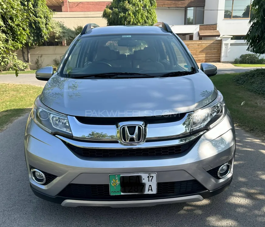 Honda BR-V 2017 for Sale in Lahore Image-1