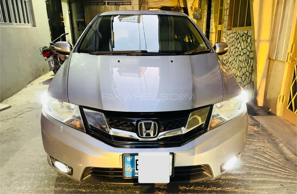 Honda City 2017 for Sale in Islamabad Image-1