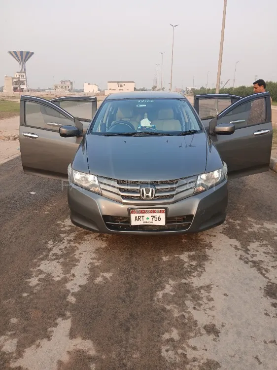 Honda City 2009 for Sale in Multan Image-1