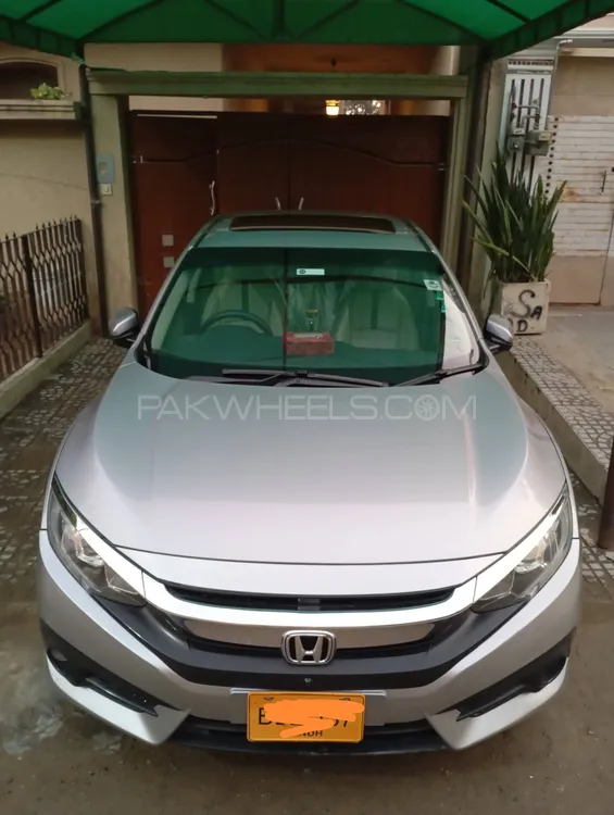 Honda Civic 2018 for Sale in Karachi Image-1