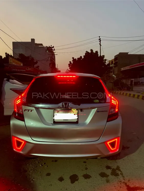 Honda Fit 2014 for Sale in Karachi Image-1