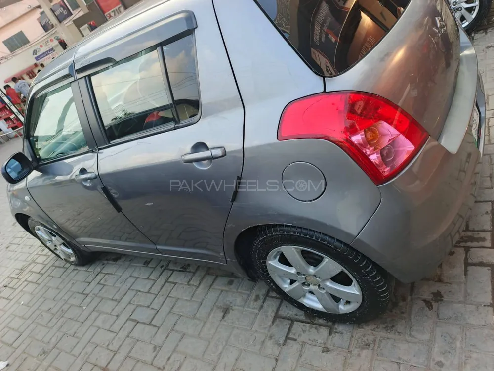 سوزوکی سوئفٹ 2018 for Sale in گجرانوالہ Image-1