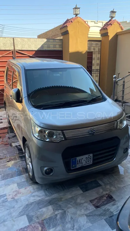 Suzuki Wagon R 2014 for Sale in Peshawar Image-1